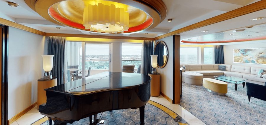 Люкс Royal Suite на Adventure of the Seas